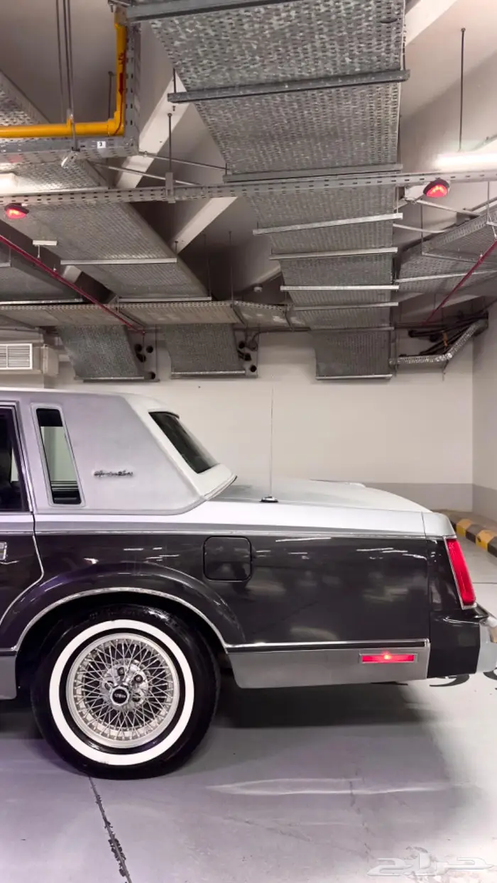 كاديلاك لنكن 1986 ( مواصفات خاصة ) لونين وكالة للبيع . إيجار 14