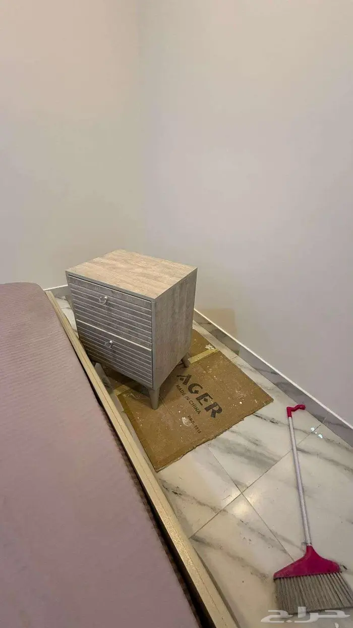 غرفه نوم فخمه بالمرتبه بدون دولاب 1