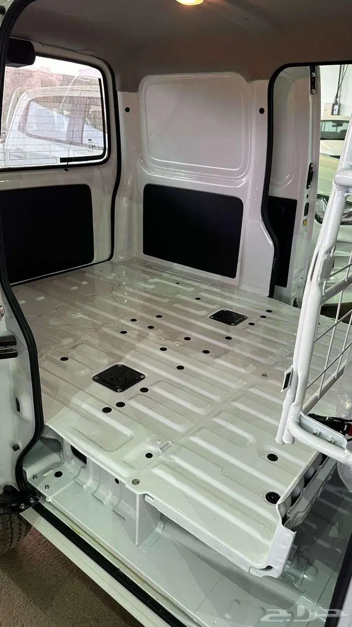 سوزوكي ايكو فان بضاعة 2025 4