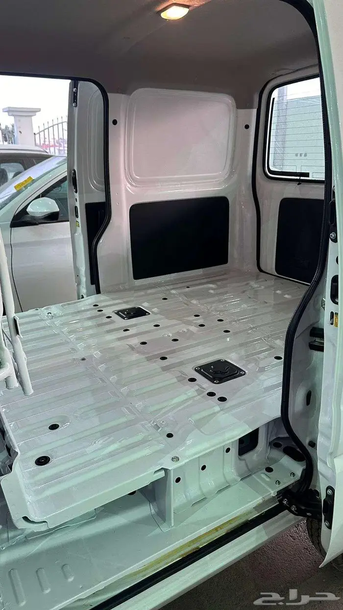 سوزوكي ايكو فان بضاعة 2025 5