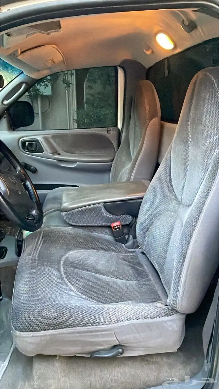 دوج داكوتا 7