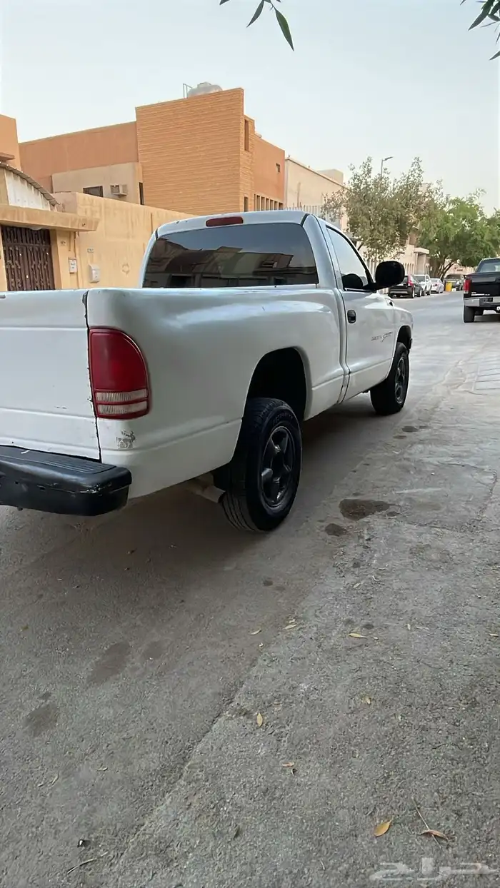 دوج داكوتا 5