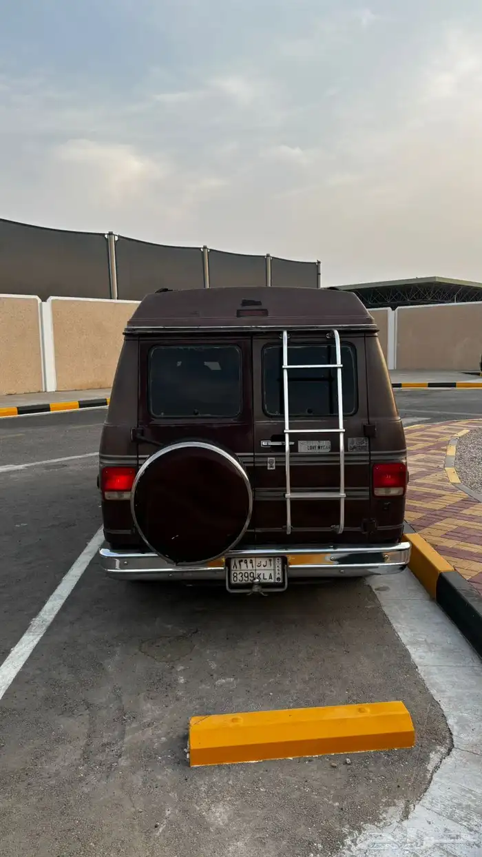 جمس فاندورا 1992 للبيع 9