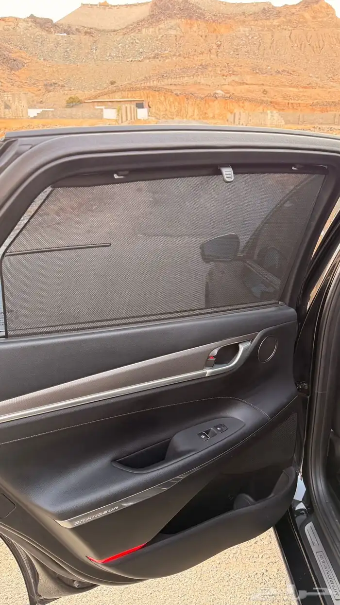 هونداي ازيرا 2021 ( بنزين ) v6 فل كامل 17