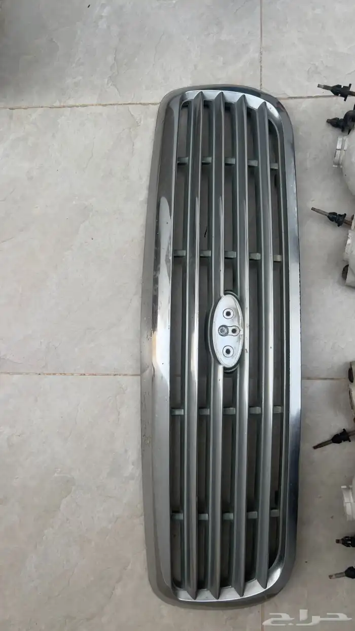 قطع فورد فكتوريا 2006 - 2012 16