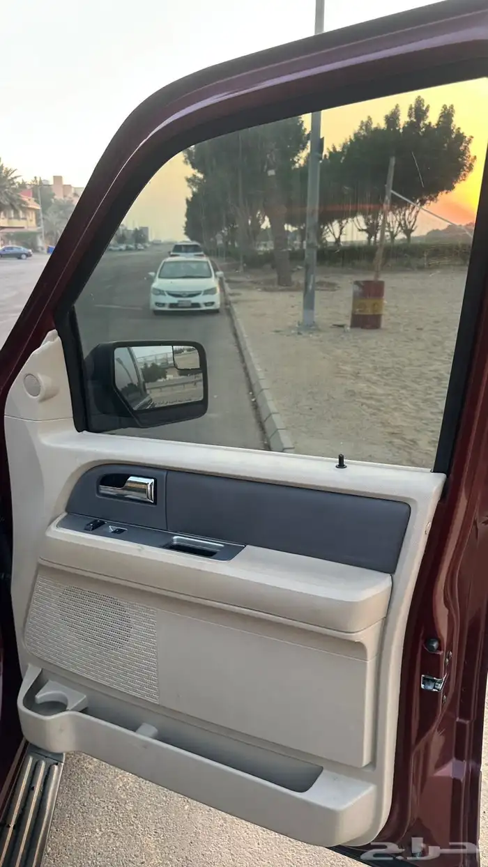 اكسبديشن فورد 2013 6