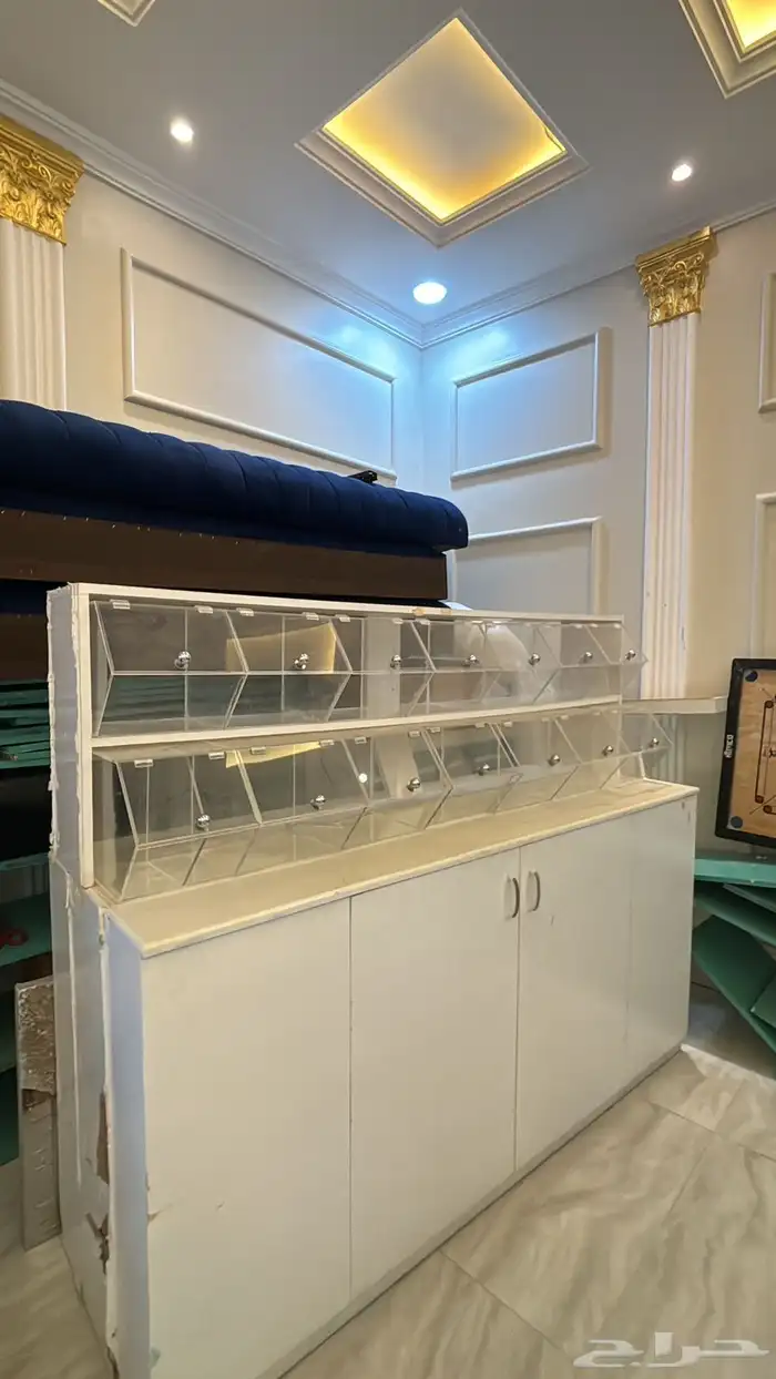 دولاب عرض حلويات ومكسرات 0