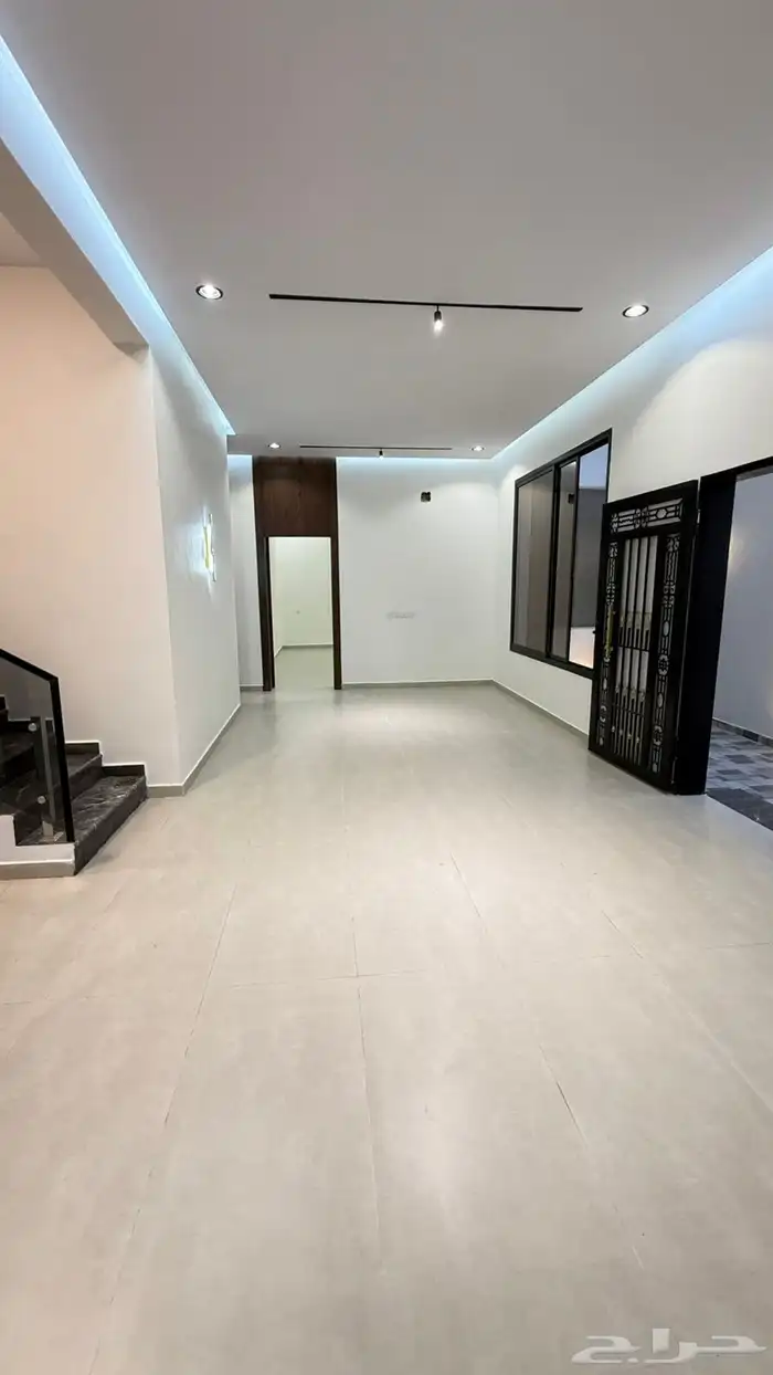 فيلا مع شقتين للبيع 10