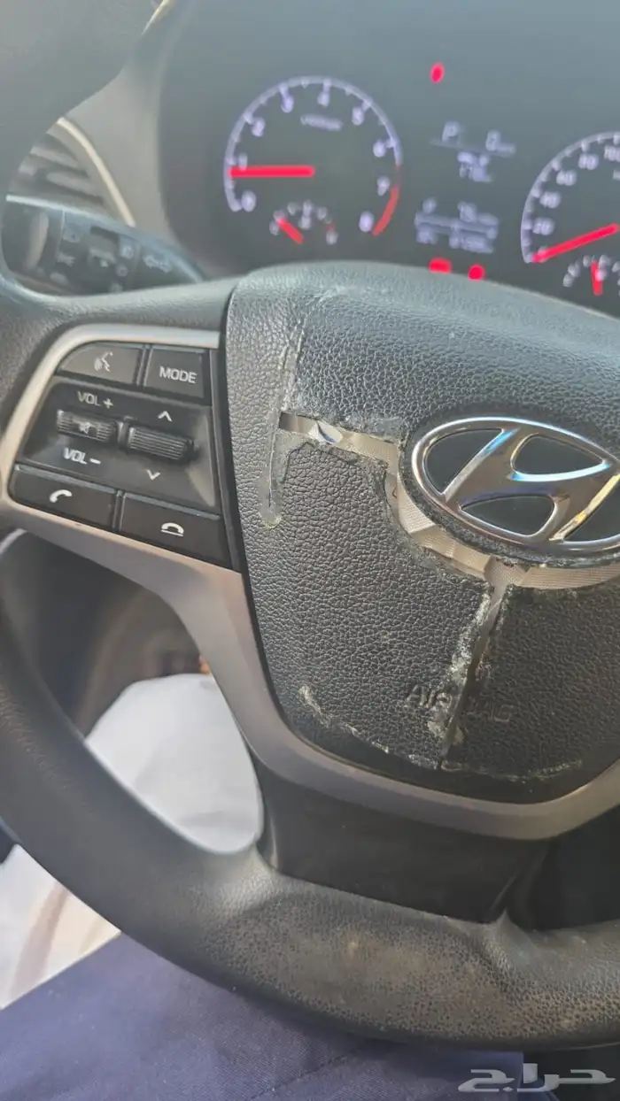 اكسنت 2019 للبيع اللون ازرق 4