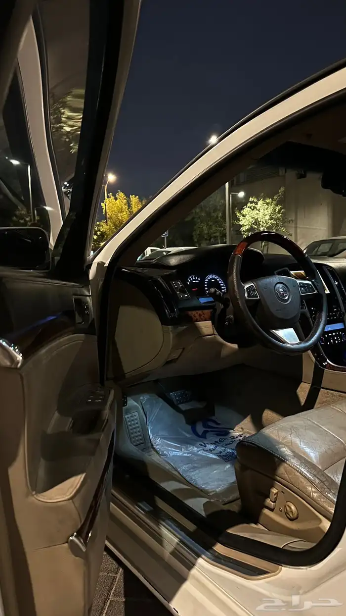 كاديلاك SLS 2009 من نوادر كاديلاك 8