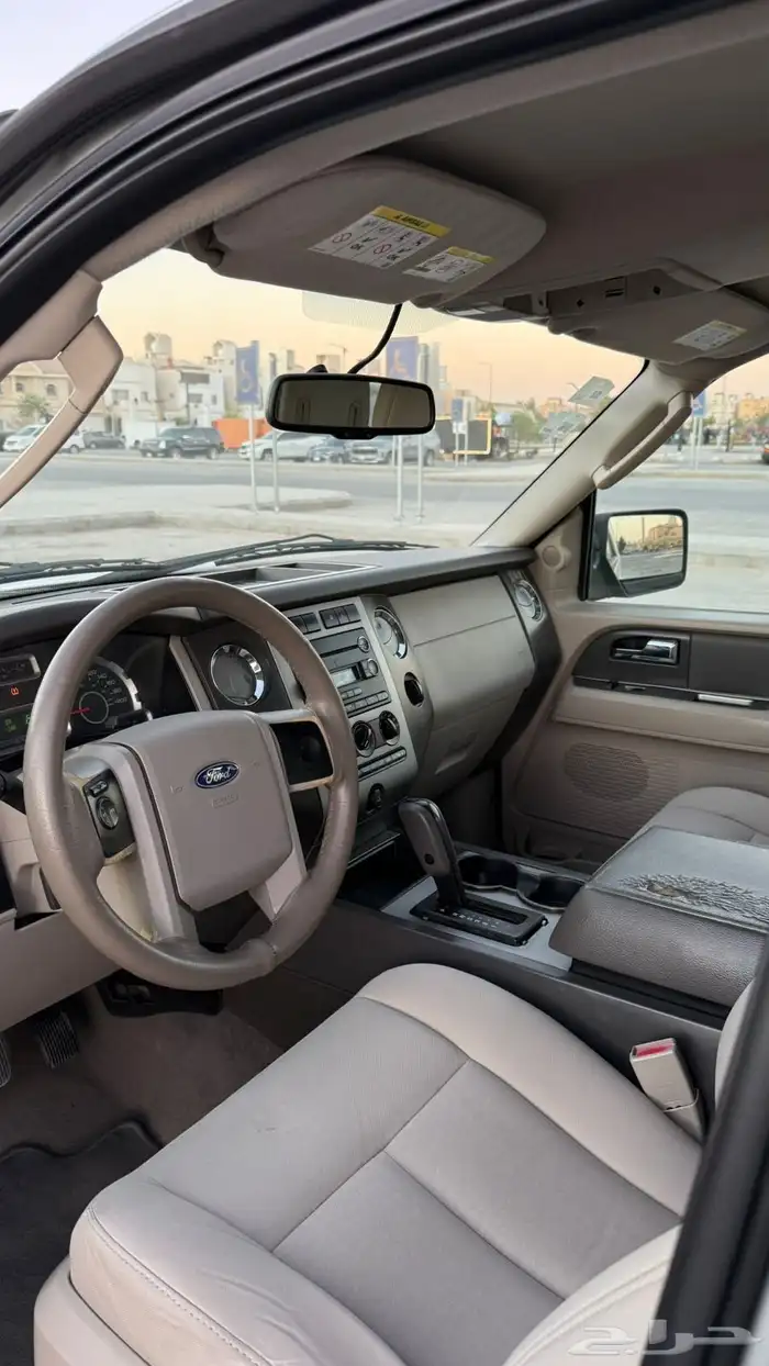 اكسيبدشن قصير بدون دبل 2013 نظيف وعلى الفحص وشرط 13