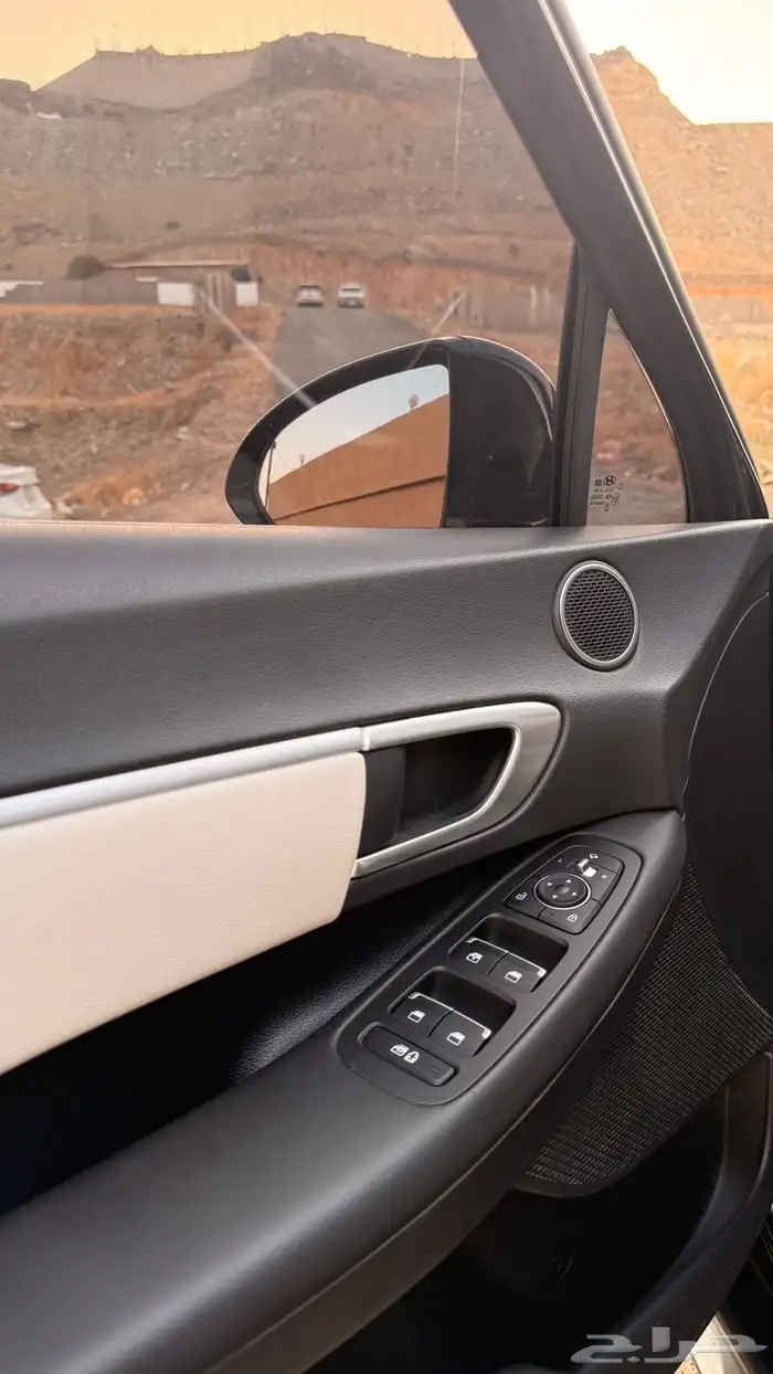 هونداي سوناتا 2022 ( بنزين) فل كامل 5