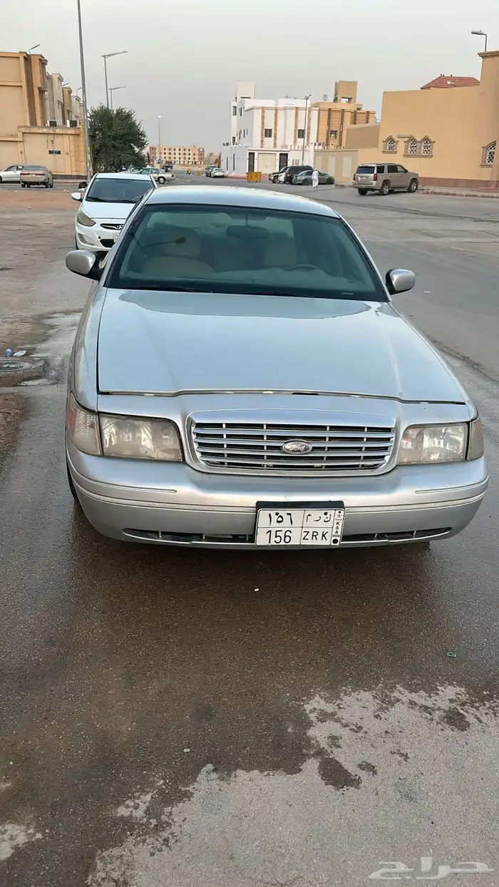 فورد كراون فكتوريا 0