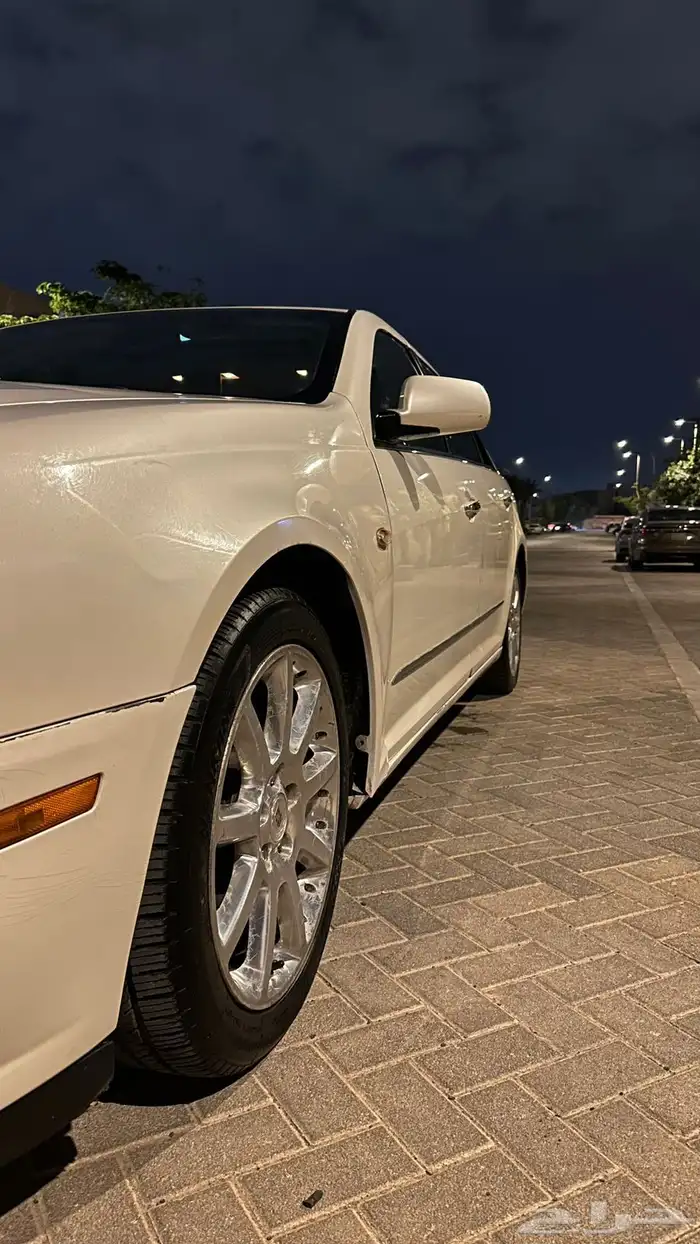 كاديلاك SLS 2009 من نوادر كاديلاك 4