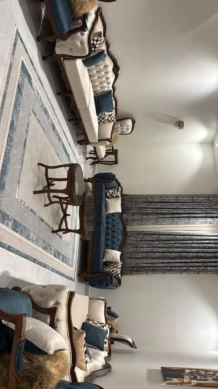 للبيع كنب كامل شبه جديد 2