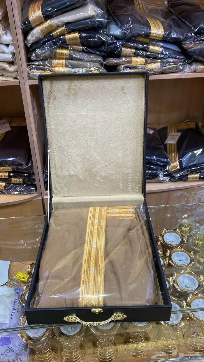 هدايا زواج ترقية تقاعد تكريم بشوت سيف درع تخرج 27