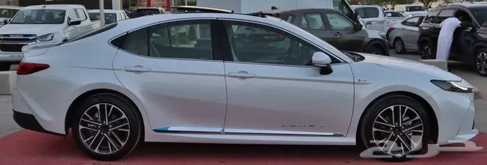 تويوتا كامري LE هايبرد 2025 سعودي اقل سعر 11