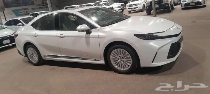 تويوتا كامري 2025 2