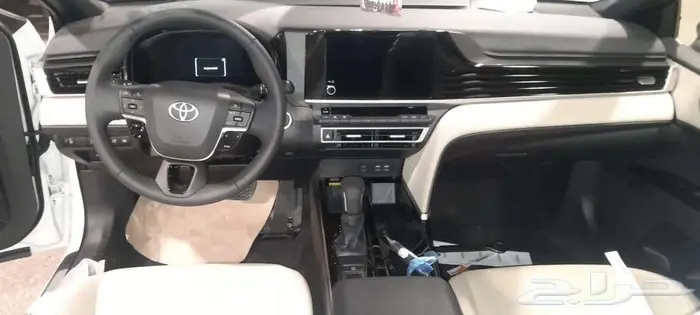 تويوتا كامري 2025 8