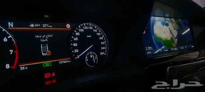 جينسيس G90 2017 رويال V6 نظيفة وكالة 4