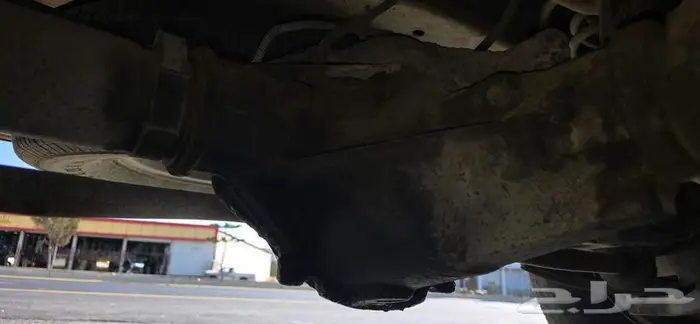 يوكون أمريكي 2001 أبيض للبيع محافظة تنومة 39