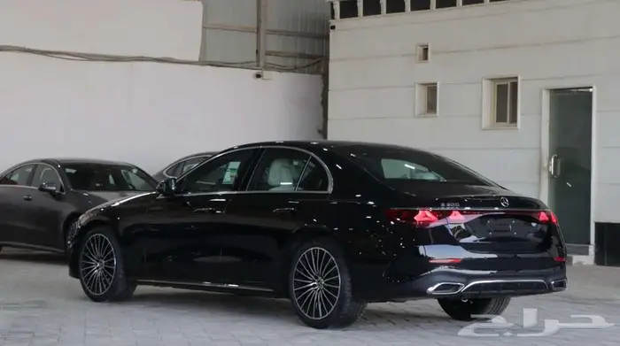 E200 AMG MODEL 2025 - اي 200 3شاشات (كاش - بنوك ) 7