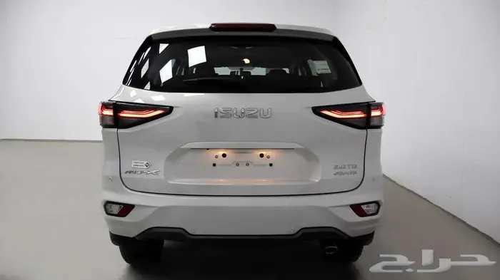 ايسوزو ام يو اكس 2024 فل كامل 5