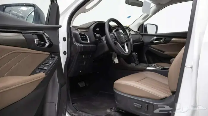 ايسوزو ام يو اكس 2024 فل كامل 7