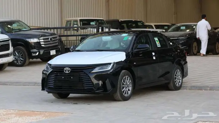 تويوتا يارس واي استاندر 2026 اسود كاش - اقساط 5