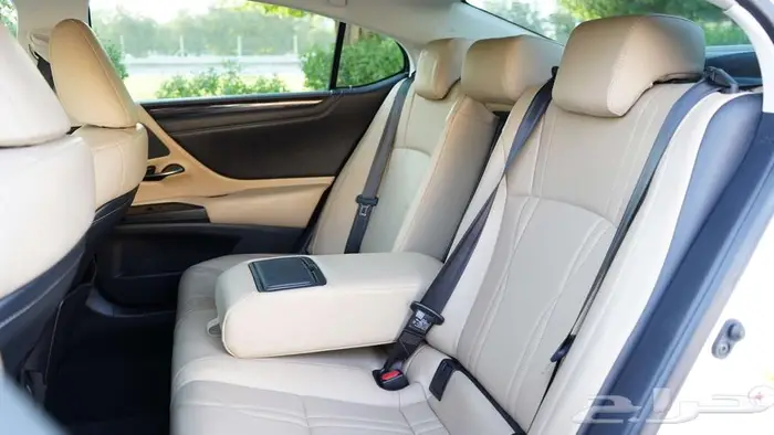 لكزس ES350 2019 بطاقة جمركية 19