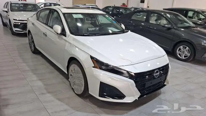 نيسان التيما SV 1