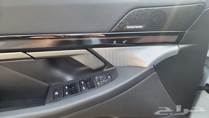 بي ام الفئة الخامسة 520 - BMW520I M sport 2025 18