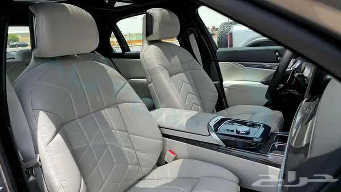 بي ام دبليو 735i M 2026 خليجي اصفار مع ضمان الوكيل 15