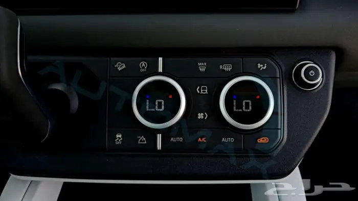2025 LAND ROVER DEFENDER 110 S P300 GCC ضمان وصيانة الوكيل 13