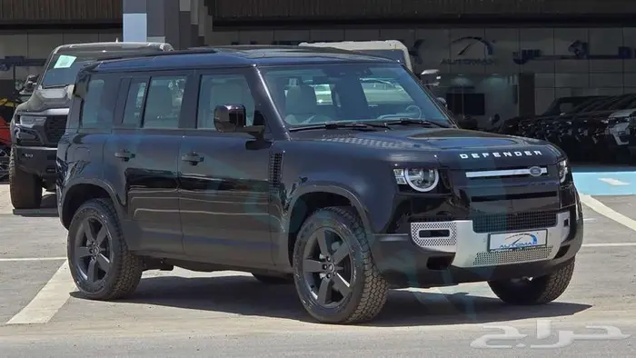 2025 LAND ROVER DEFENDER 110 S P300 GCC ضمان وصيانة الوكيل 4