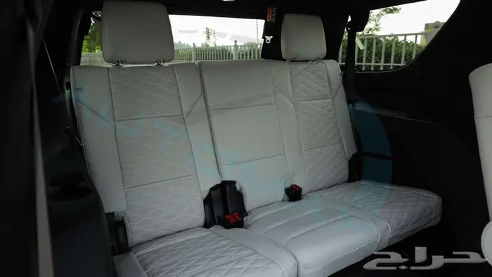 2025 كاديلك اسكاليد 600 Sport Platinum اصفار مع ضمان 31