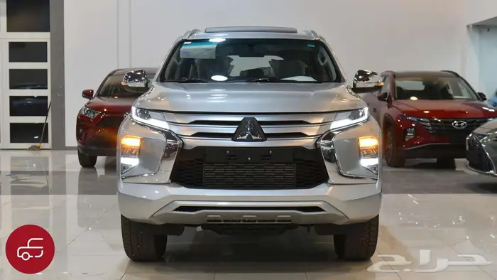 ميتسوبيشي مونتيرو استندر 2025 0