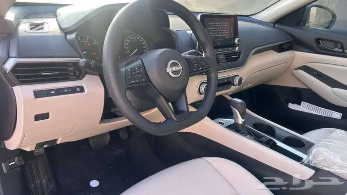 نيسان التيما ستاندر 2025 لدى شركة عبدالمجيد الخضر 12
