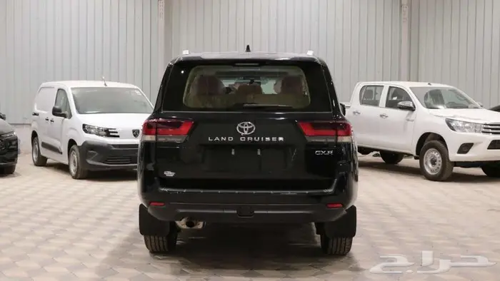 تويوتا لاندكروزر GX.R.2025 تنفس طبيعي خليجي بنزين.. 8