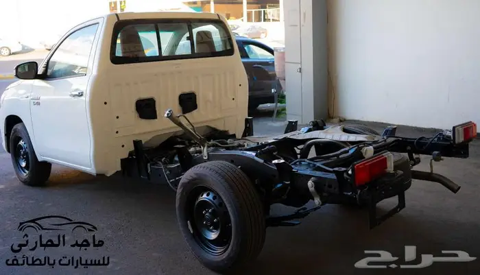 هايلوكس غماره GL ب74.750 (شامل الضريبة) 4