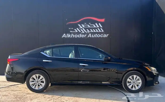 نيسان التيما ستاندر 2025 لدى شركة عبدالمجيد الخضر 3