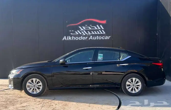 نيسان التيما ستاندر 2025 لدى شركة عبدالمجيد الخضر 2