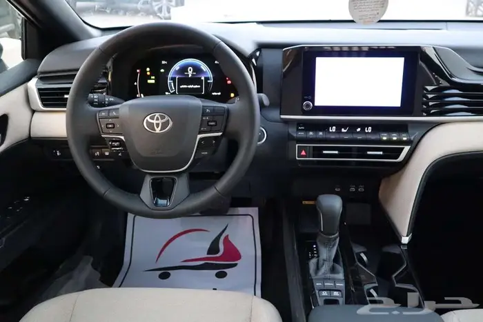 تويوتا كامري LE هايبرد 2025 سعودي اقل سعر 19