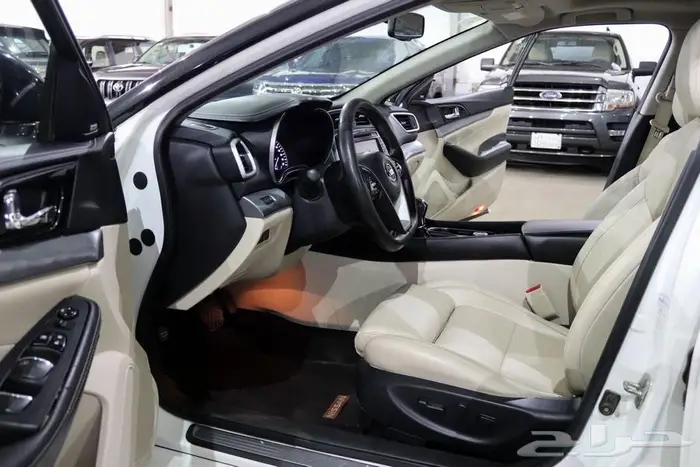 نيسان مكسيما 2017 11