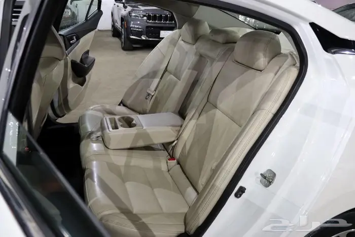 نيسان مكسيما 2017 12