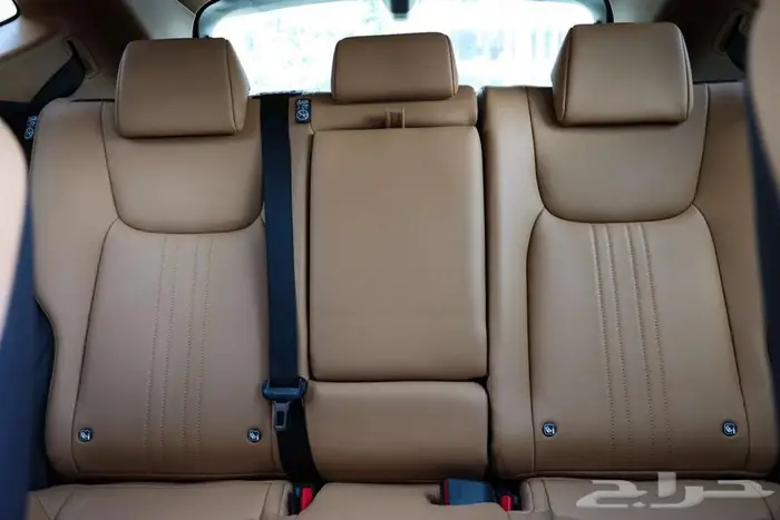 لكزس 2025 NX هايبرد 10