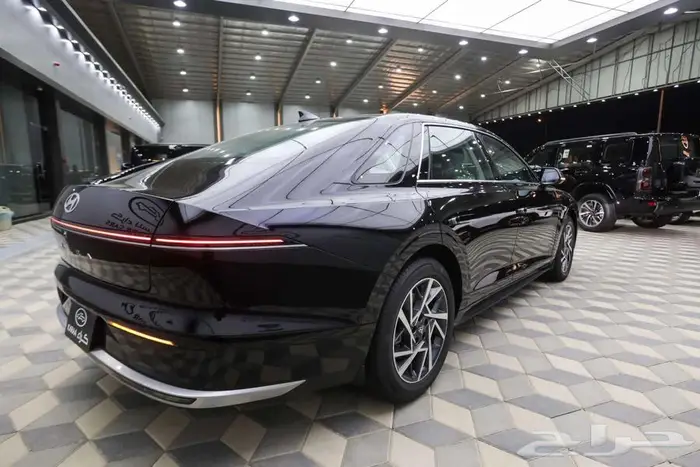 هيونداي ازيرا كلاسيك مكينه 3.5 موديل 26 اقساط 1