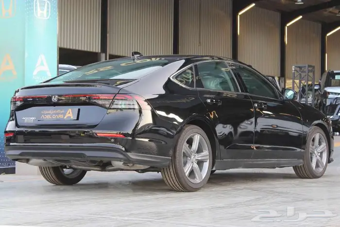 نضمن لك اقل سعر بالمملكة هوندا اكورد 2025 EX جميع الالوان 5