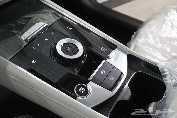 كيا سبورتاج 2025 ماكينة 1.5 فل كامل 20