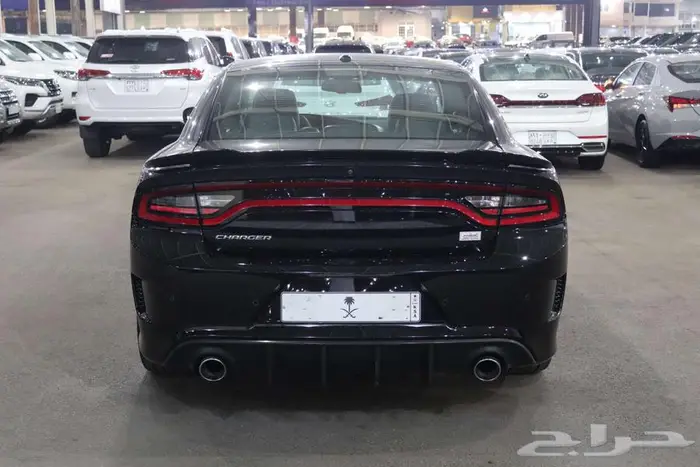 دودج شارجر 2022 RT V8 10